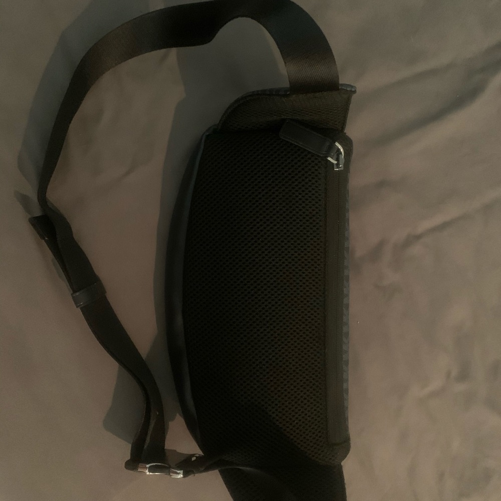 Fanny pack - Picture 4 of 4